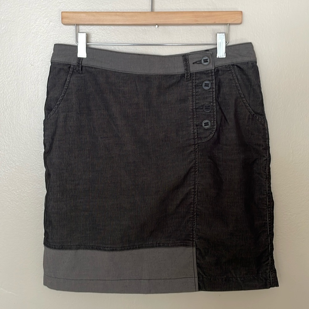 EUC Sandwich Corduroy Skirt. Size 40